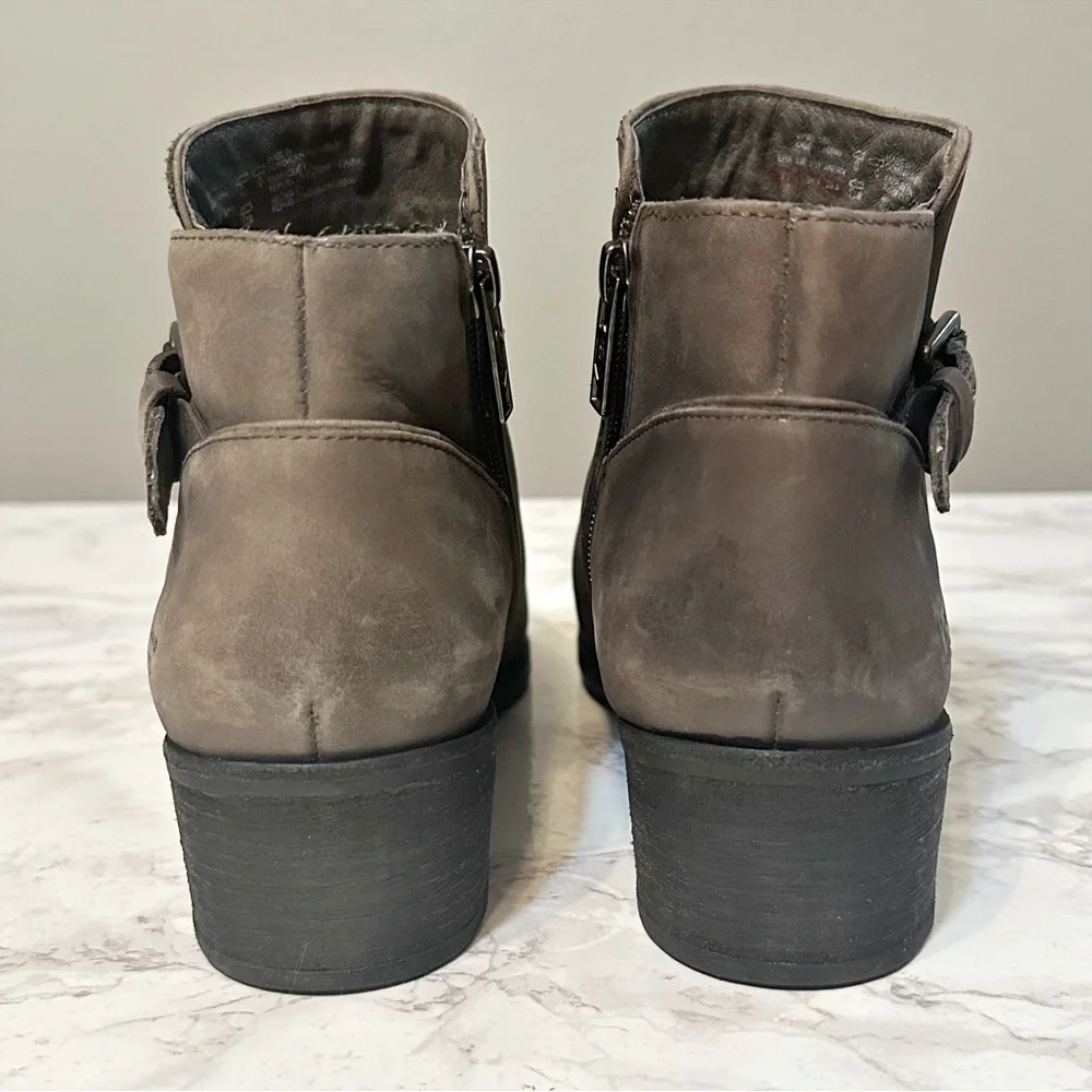 UGG Bellamy Distressed Gray Leather Sheepskin Ankle Boots Women’s Size 8…